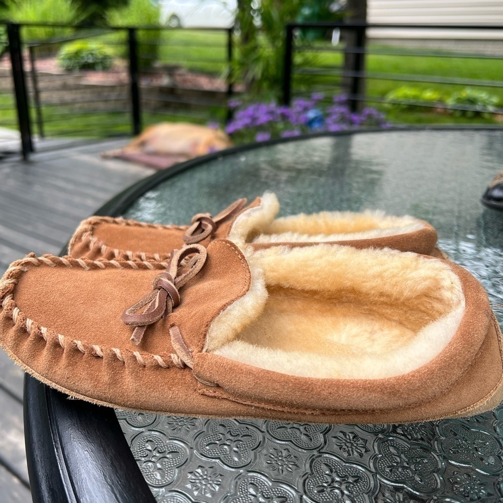 L.L. Bean NWOT kids Sherpa‎ lined leather slippers 4